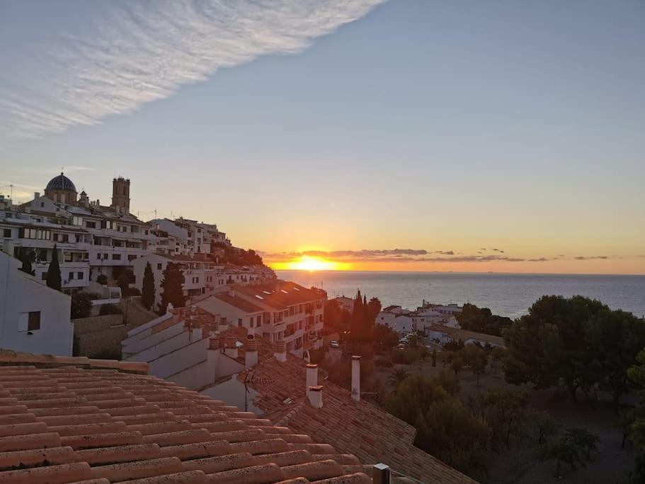 Atico-Duplex Con Vistas Al Mar Y Casco Antiguo En Altea Apartment Ngoại thất bức ảnh